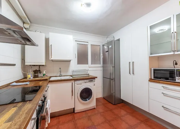 Tranquilo Con Wifi Y Cercano Al Metro Bilbao